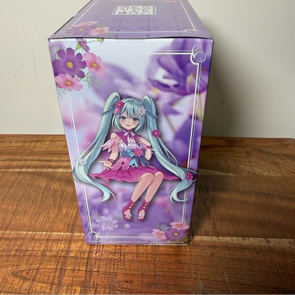 Hatsune Miku Flower Fairy Figure - Picture 2 of 4